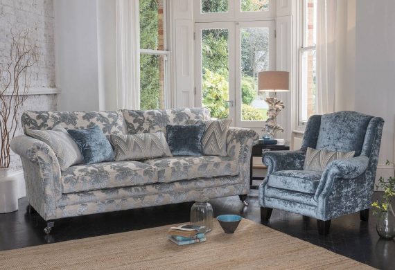 Lowry-4str-7510-Murano-wing-chair-in Swadlincote